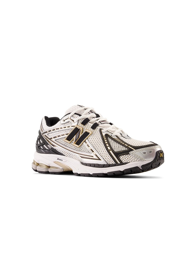1906R Metallic Silver Tennis